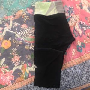 Lu Lu Lemon leggings